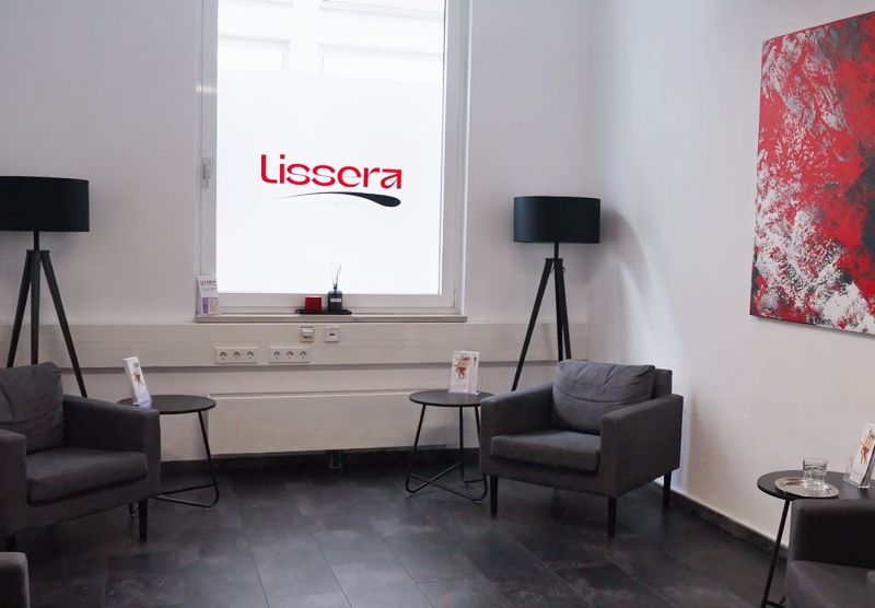  Helle, hygienische Räumlichkeiten des Lissera Laserzentrums in Stuttgart